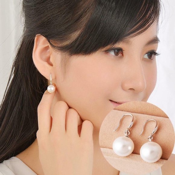 Pearl drop Plated Fashion Hook Earrings 10MM - Picture 4 of 5